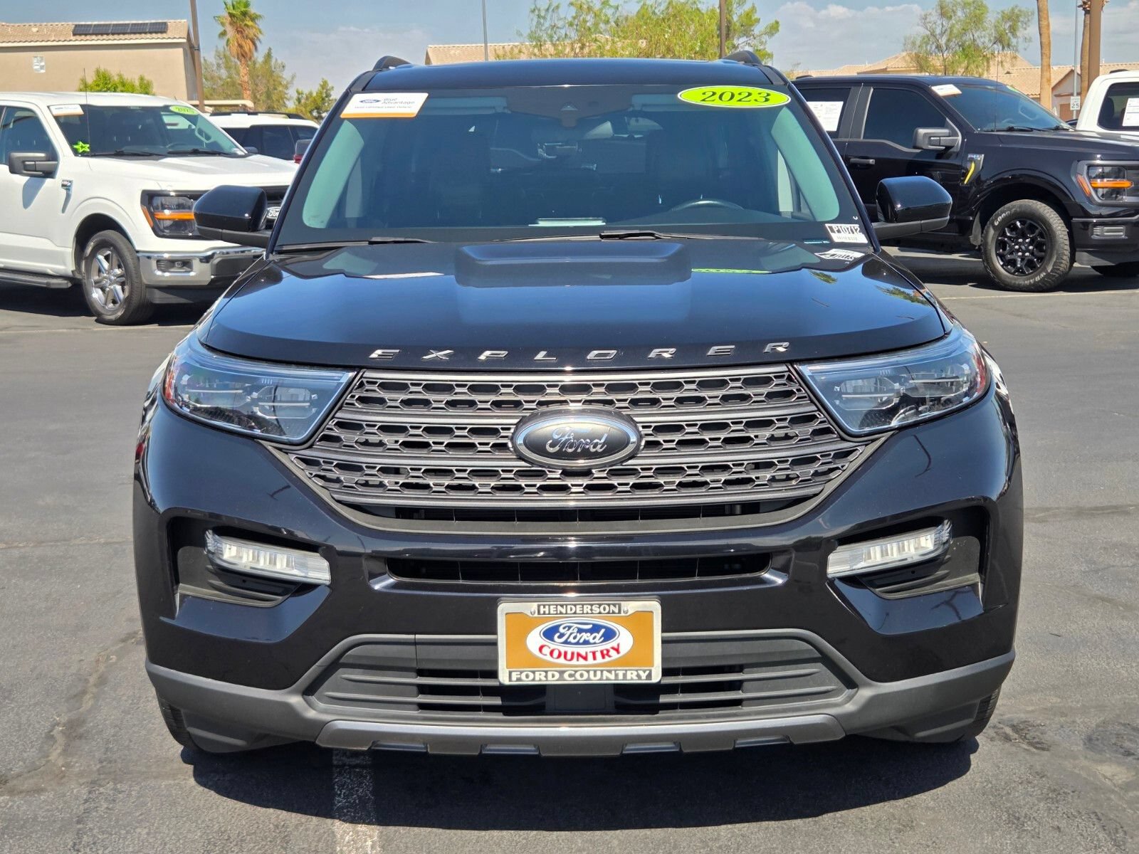Certified 2023 Ford Explorer XLT w/ Equipment Group 202A RWD image 8