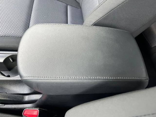 Used 2025 Kia Soul LX w/ LX Technology Package FWD image 31