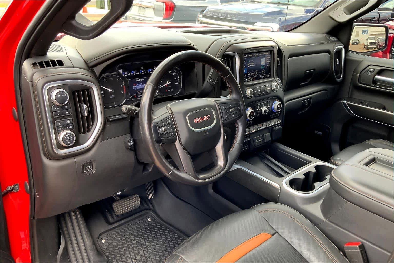 Used 2021 GMC Sierra 1500 AT4 w/ AT4 Premium Package AWD/4WD image 18