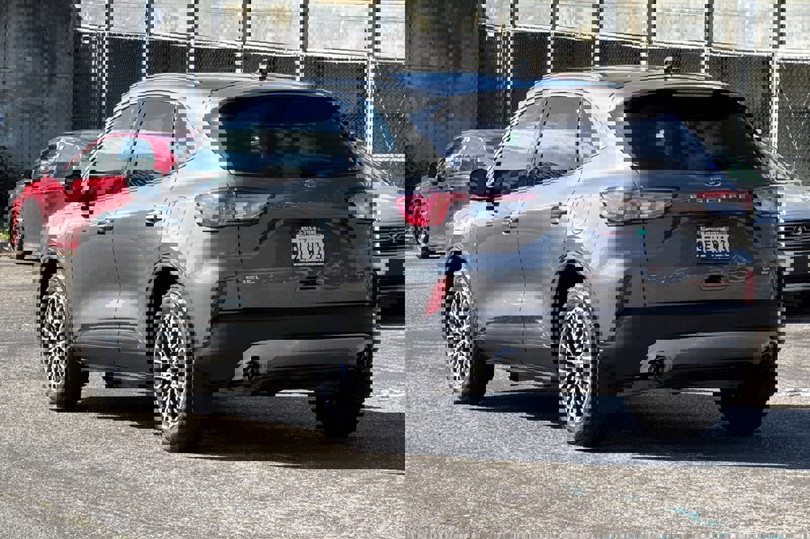 Certified 2022 Ford Escape SEL w/ Technology Package image 6