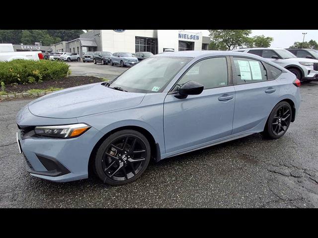 Used 2023 Honda Civic Sport image 4