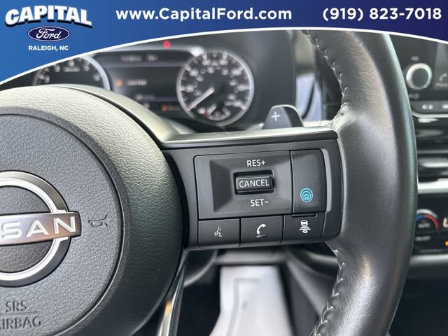 Used 2025 Nissan Pathfinder SV w/ SV Premium Package AWD/4WD image 24