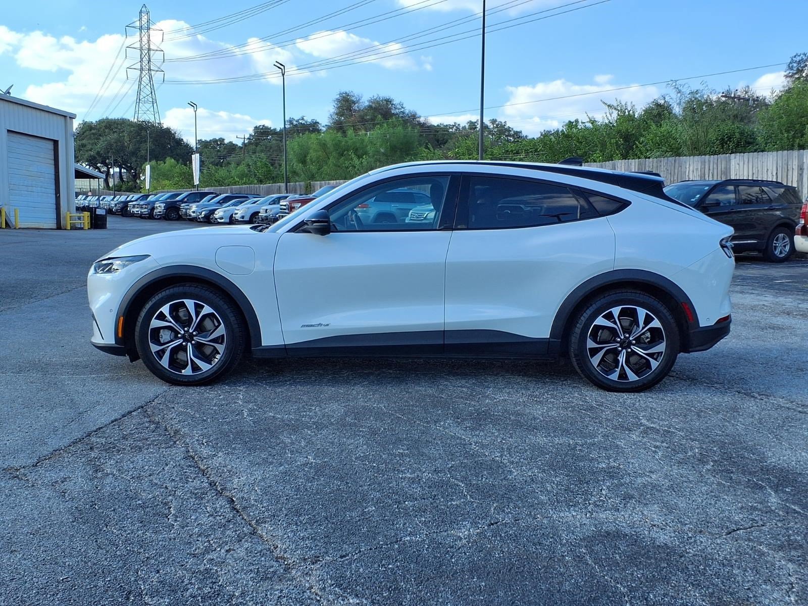 Certified 2024 Ford Mustang Mach-E Select RWD image 9