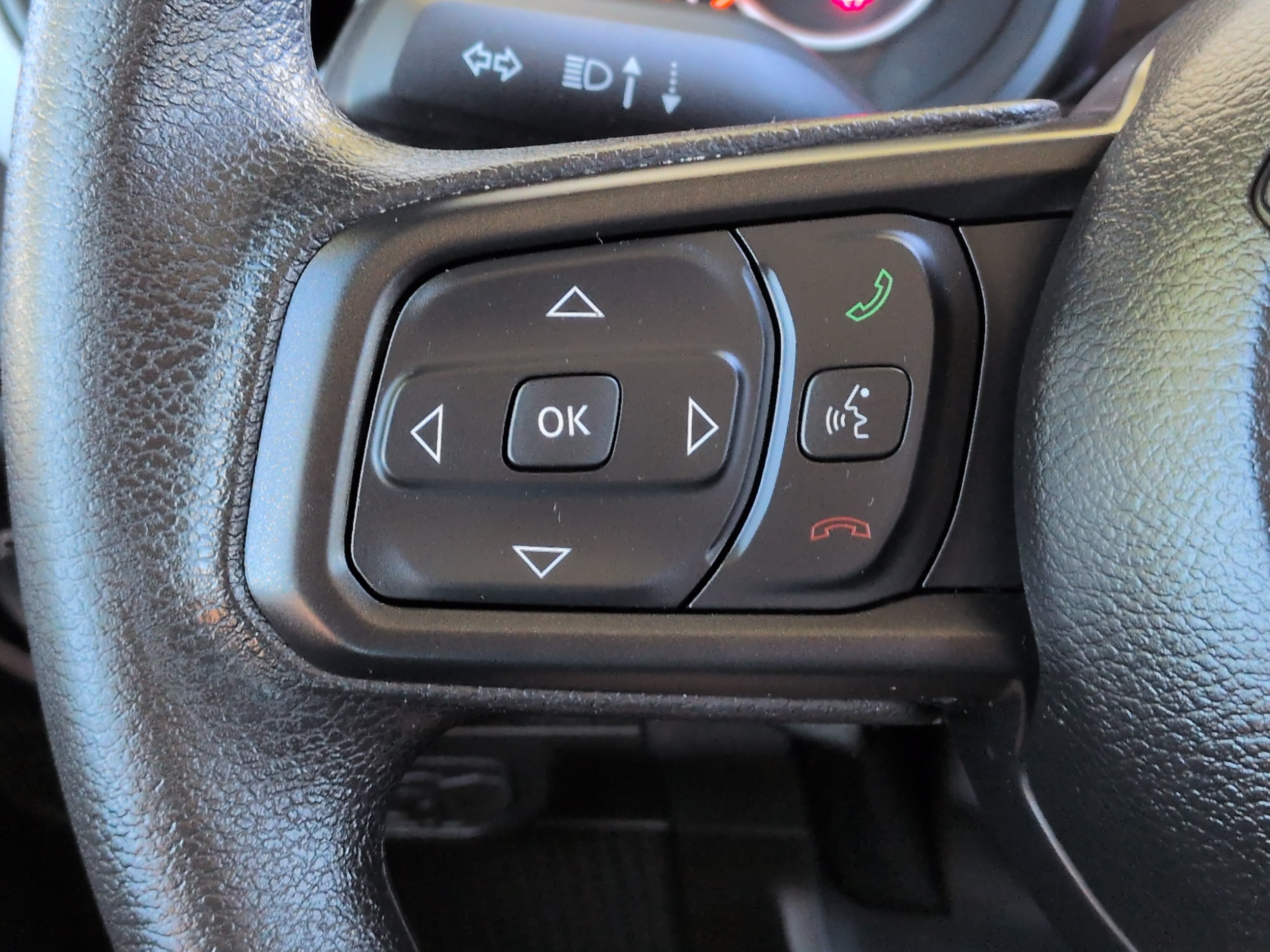 Used 2024 Jeep Gladiator Sport AWD/4WD image 22