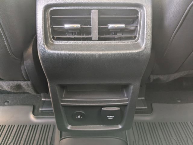 Certified 2024 Ford Edge SEL w/ Convenience Package AWD/4WD image 16