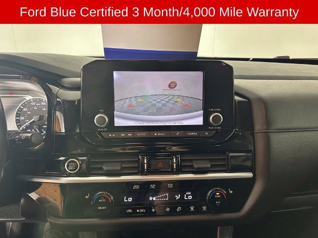Used 2024 Nissan Pathfinder SV AWD/4WD image 4