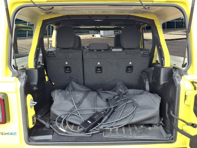 Used 2023 Jeep Wrangler Unlimited AWD/4WD image 14