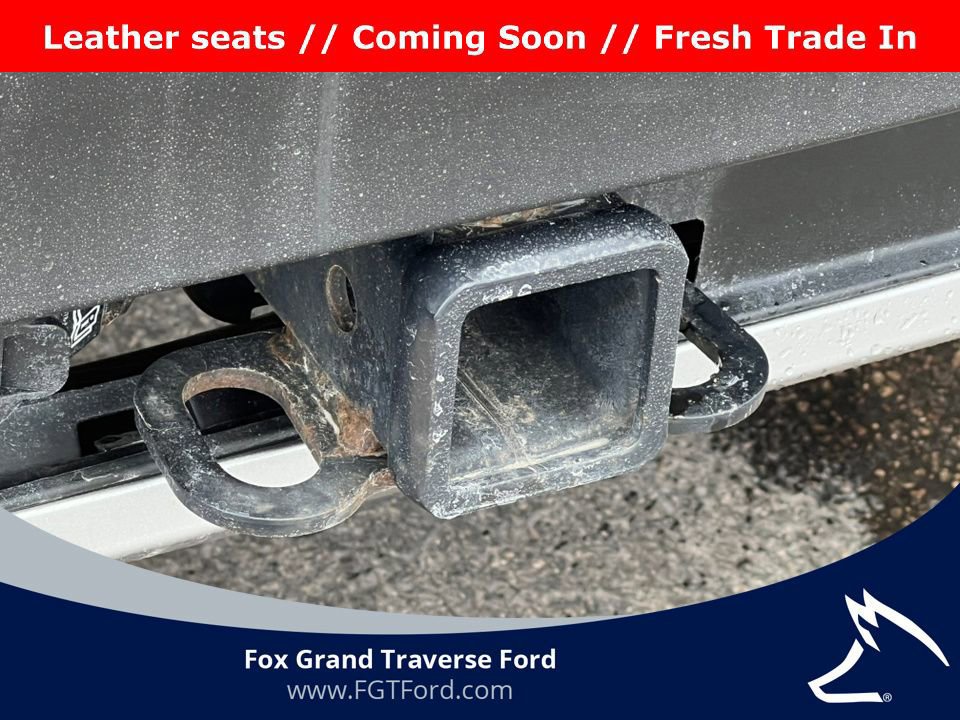 Certified 2022 Ford Explorer XLT w/ Equipment Group 202A image 13