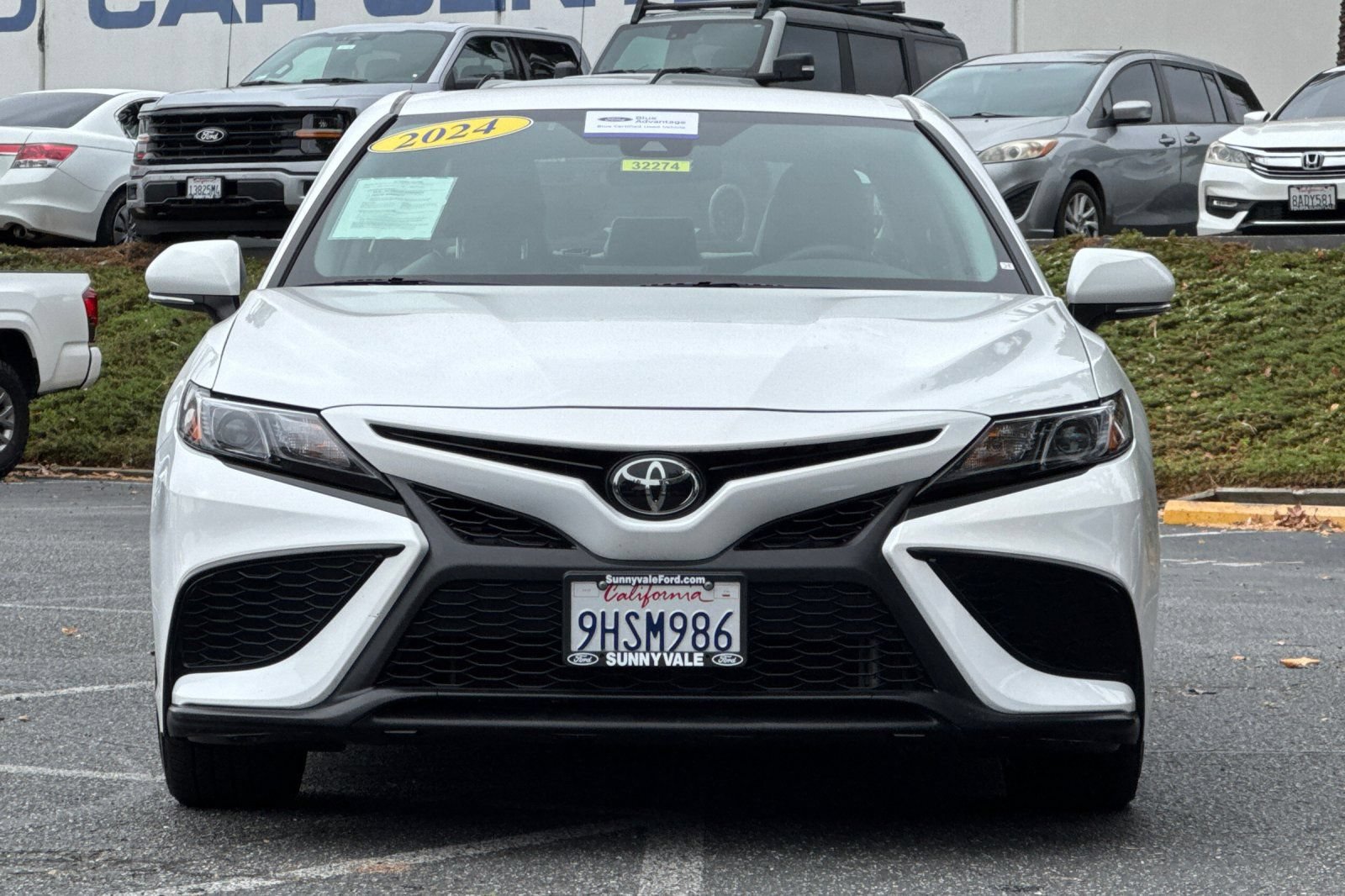 Used 2024 Toyota Camry SE FWD image 10