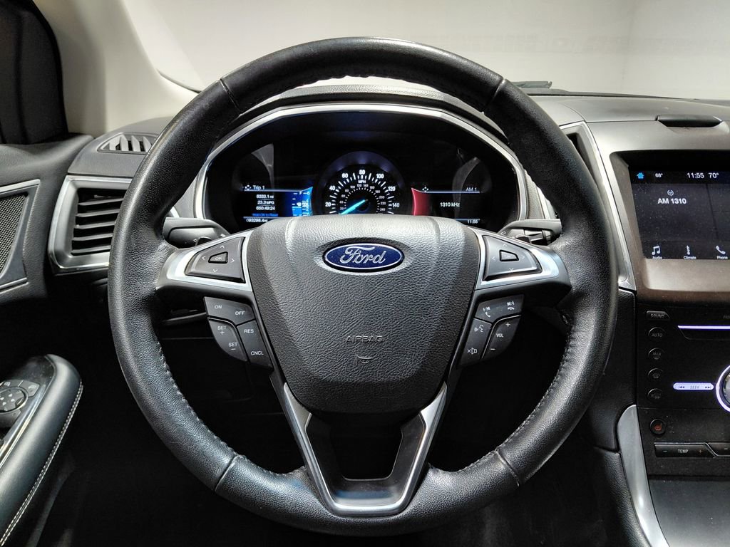 Certified 2018 Ford Edge Titanium AWD/4WD image 25