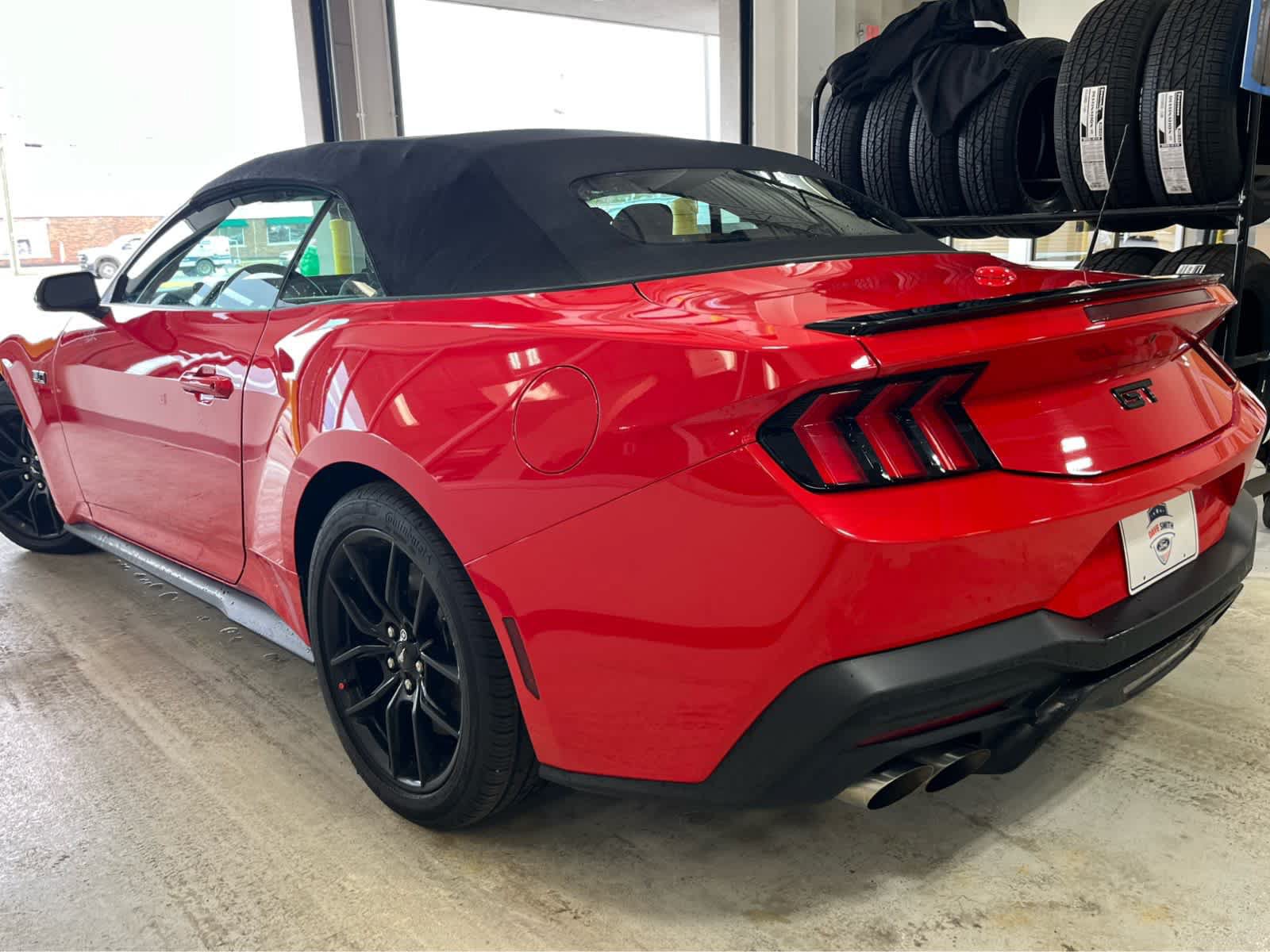 Certified 2025 Ford Mustang GT Premium RWD image 4