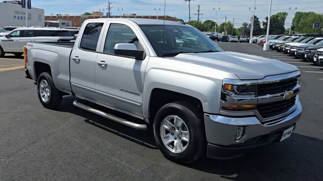Used 2018 Chevrolet Silverado 1500 LT w/ All Star Edition image 8