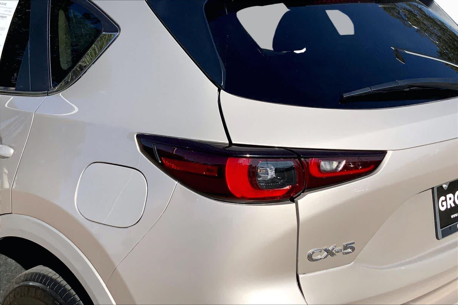 Used 2025 MAZDA CX-5 AWD 2.5 S w/ Preferred Package image 29
