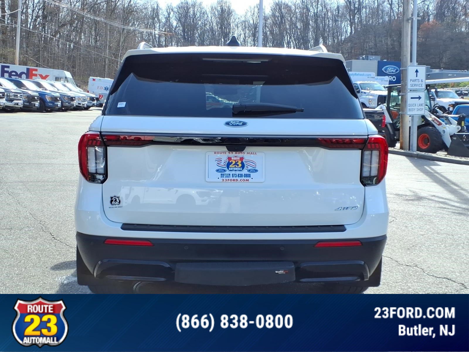 Certified 2025 Ford Explorer ST-Line w/ Premium Package AWD/4WD image 4