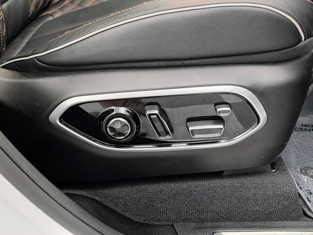 Used 2025 Jeep Grand Cherokee L Summit AWD/4WD image 31