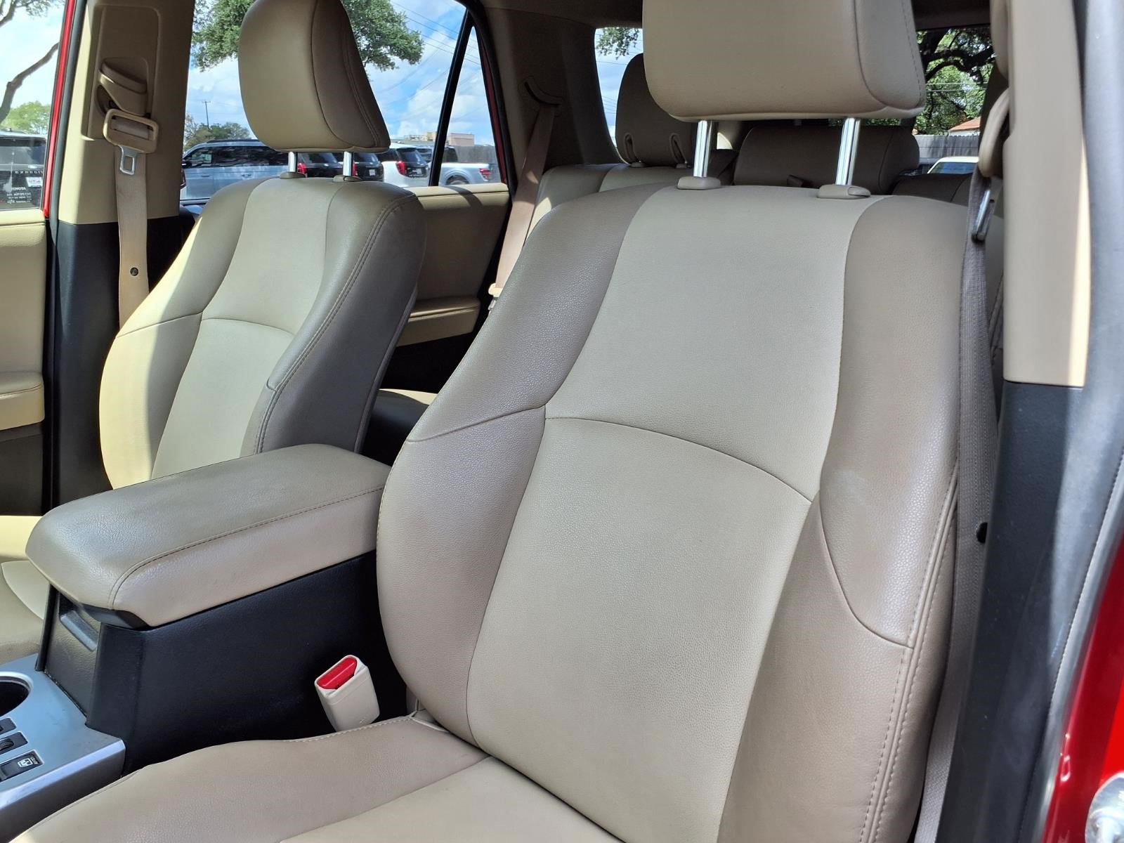 Used 2023 Toyota 4Runner SR5 Premium w/ Moonroof Package AWD/4WD image 15