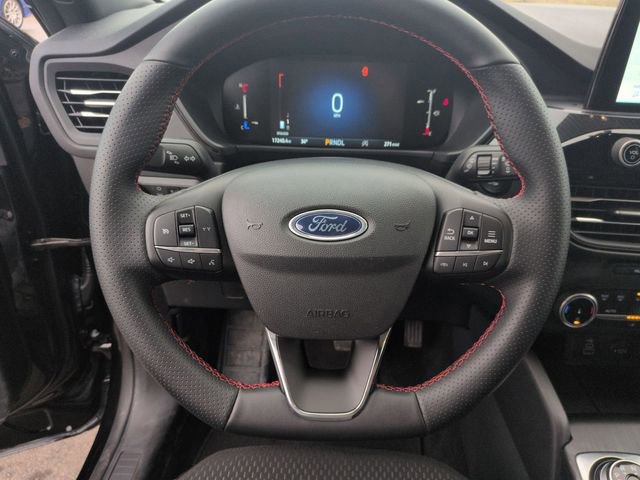 Certified 2025 Ford Escape ST-Line image 18