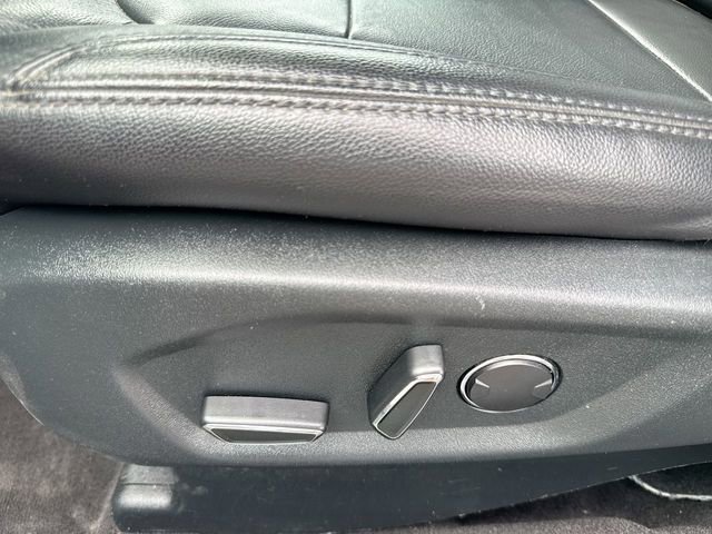 Certified 2018 Ford Explorer XLT w/ Equipment Group 202A AWD/4WD image 15