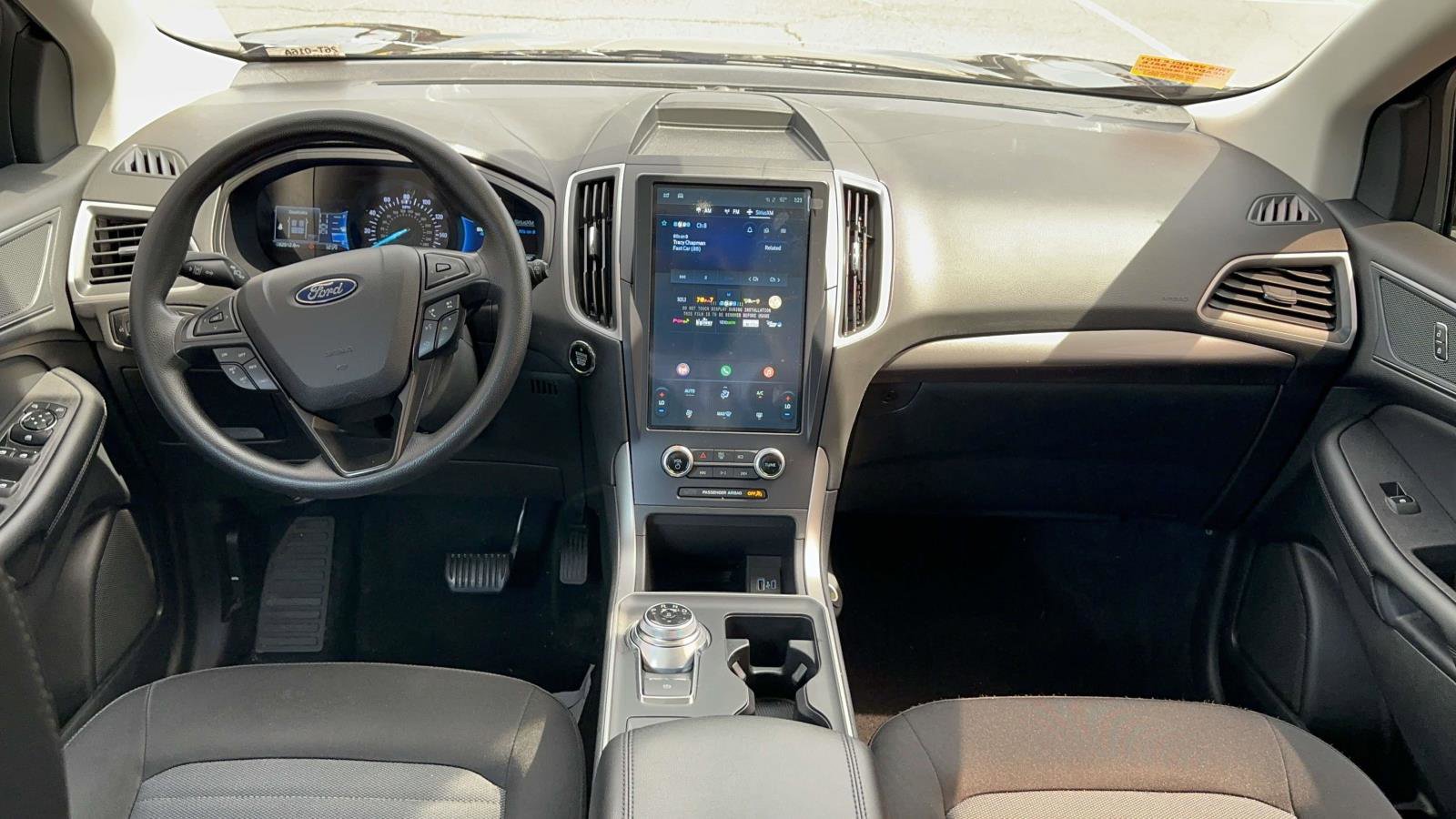 Certified 2023 Ford Edge SE w/ Black Appearance Package AWD/4WD image 13