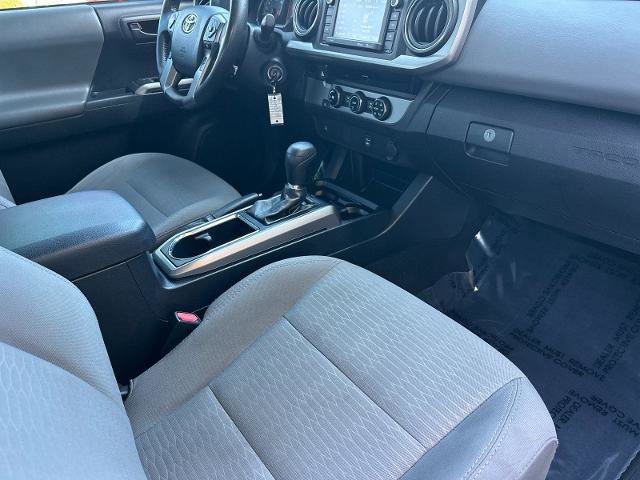 Used 2018 Toyota Tacoma SR5 w/ SR5 Appearance Package (SM) RWD image 14