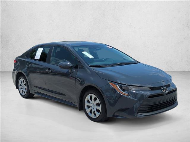 Used 2025 Toyota Corolla LE FWD image 3
