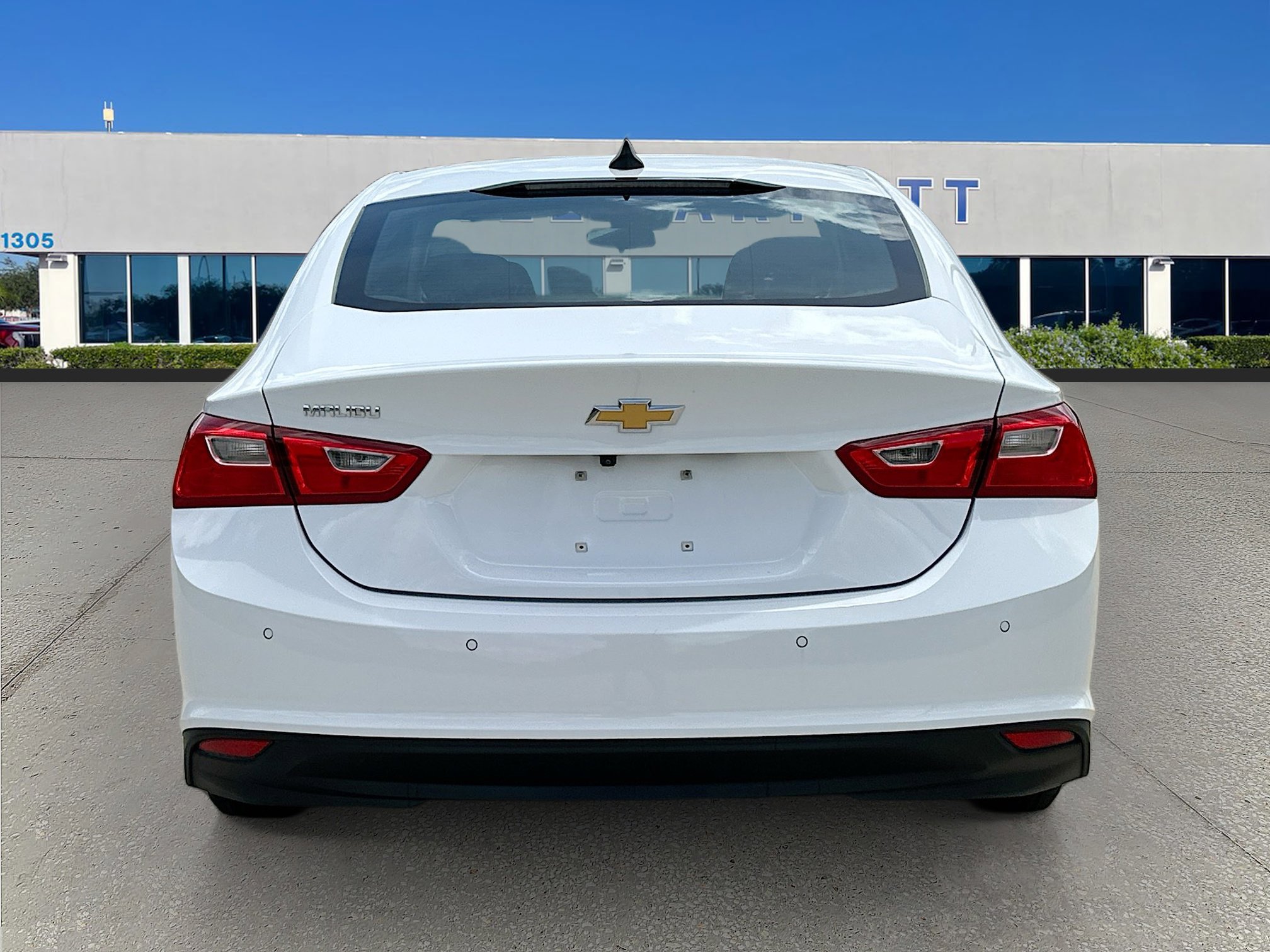 Used 2024 Chevrolet Malibu LS w/ Driver Confidence Package FWD image 6