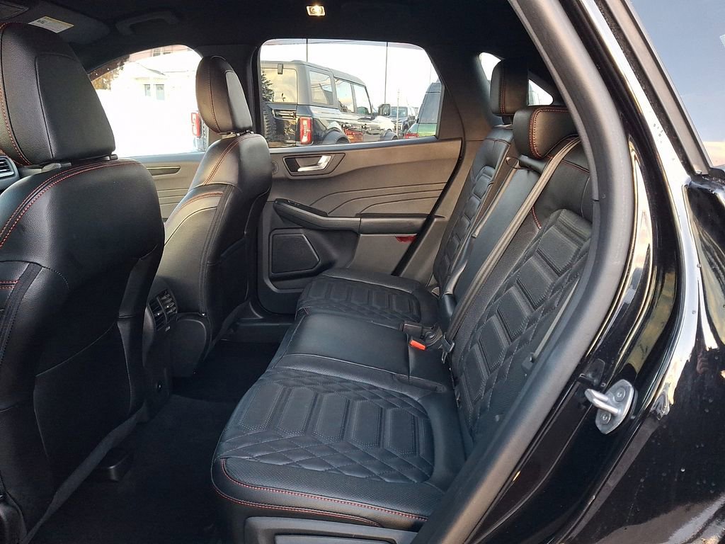 Certified 2023 Ford Escape ST-Line Elite w/ Premium Technology Package image 10