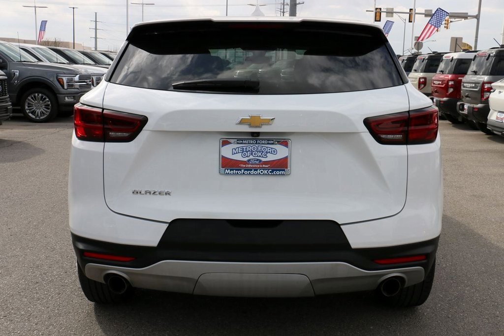 Used 2025 Chevrolet Blazer LT image 6