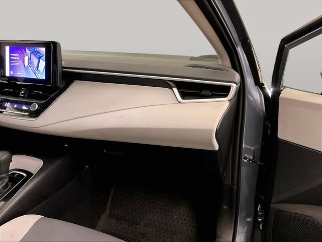 Used 2024 Toyota Corolla LE FWD image 15