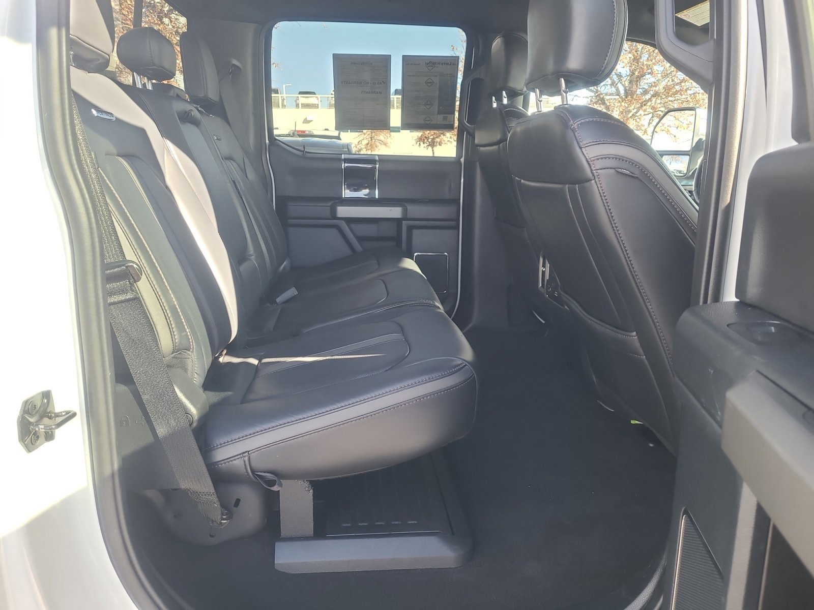 Certified 2022 Ford F350 Platinum w/ FX4 Off-Road Package image 18