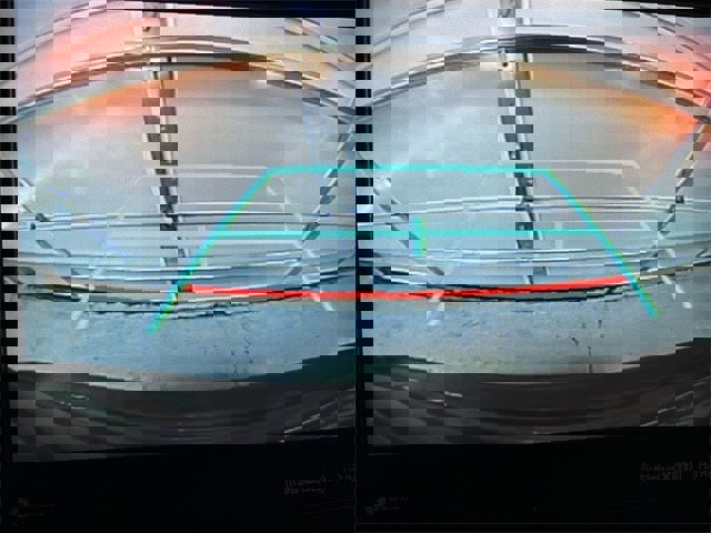 Used 2022 Toyota Highlander LE image 9