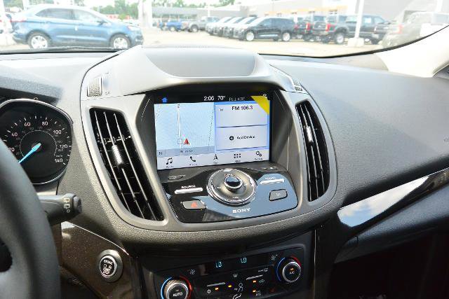 Certified 2019 Ford Escape Titanium AWD/4WD image 10