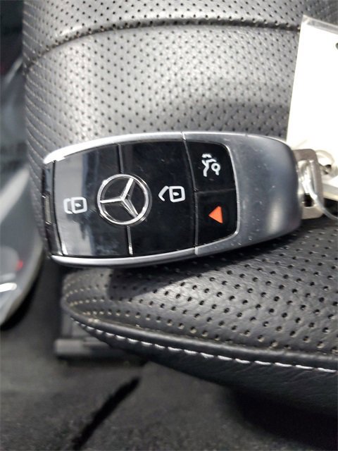 Used 2018 Mercedes-Benz E 400 4MATIC Cabriolet image 20