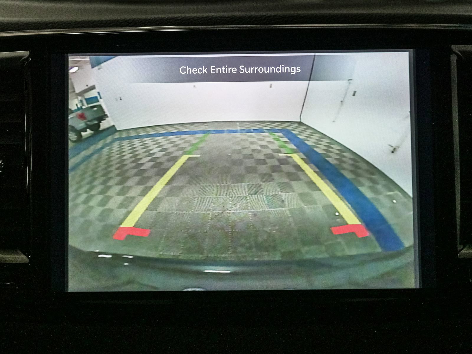 Used 2024 Chrysler Pacifica Touring-L image 41