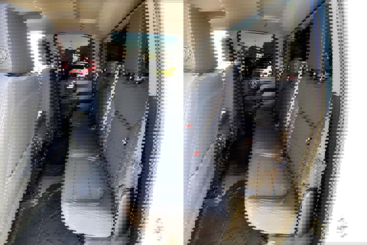 Used 2021 Chevrolet Silverado 2500 LT w/ Convenience Package image 19