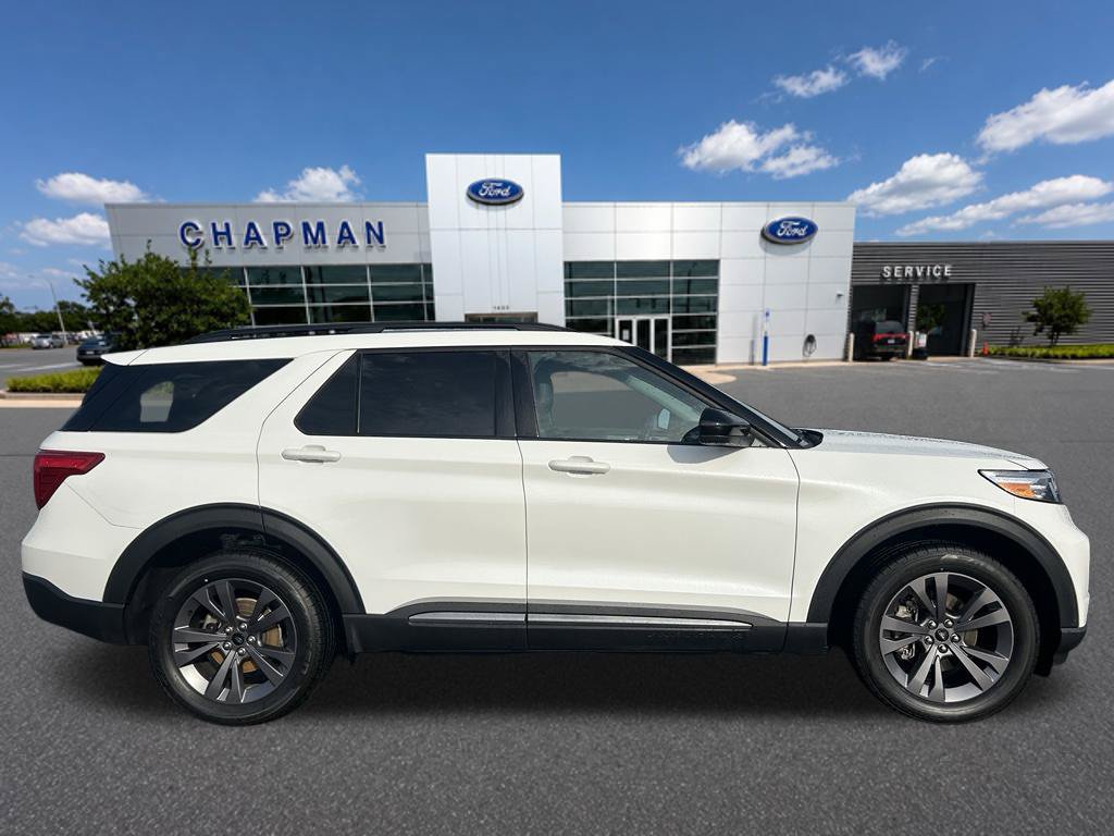 Certified 2024 Ford Explorer XLT w/ Equipment Group 202A AWD/4WD image 6