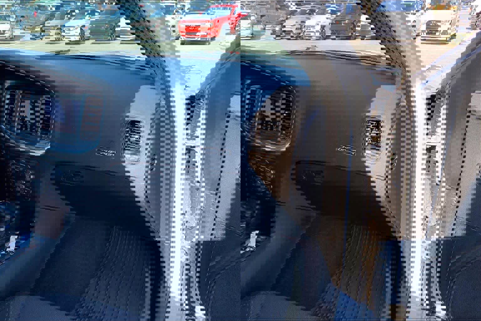 Used 2022 Dodge Charger SXT w/ Blacktop Package image 19