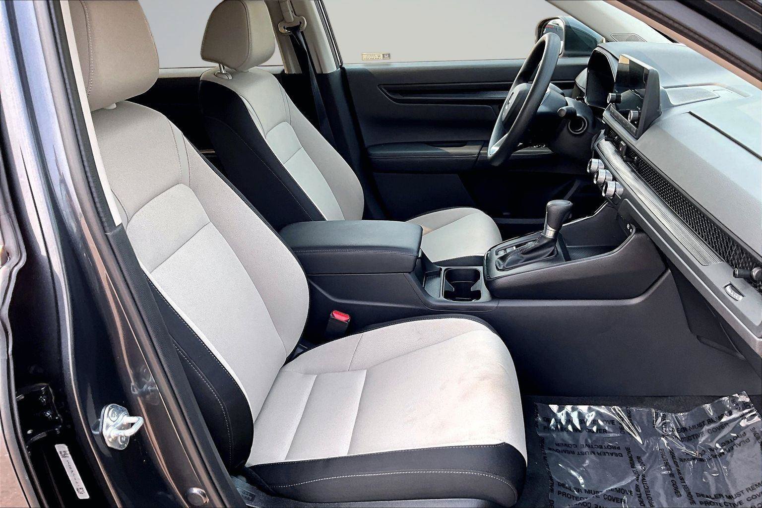 Used 2025 Honda CR-V EX image 8