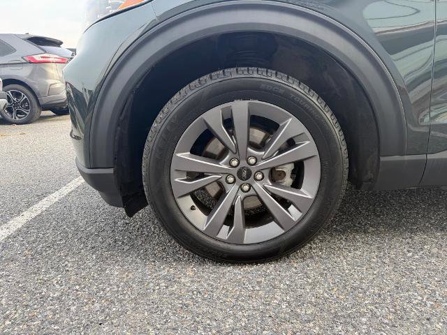 Certified 2022 Ford Explorer XLT w/ Equipment Group 202A image 22