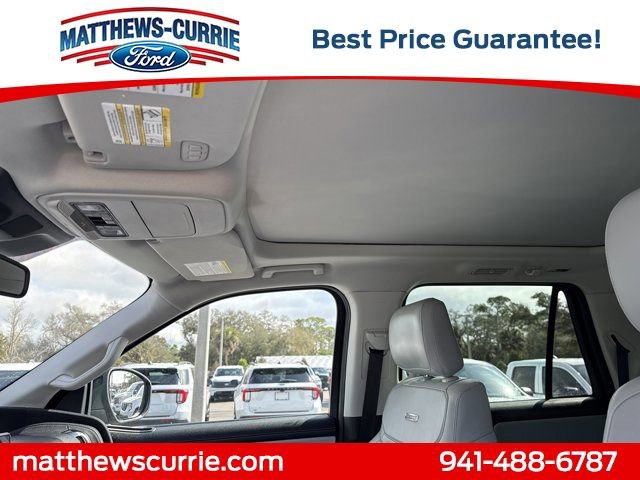 Certified 2025 Ford Expedition Max Platinum image 11