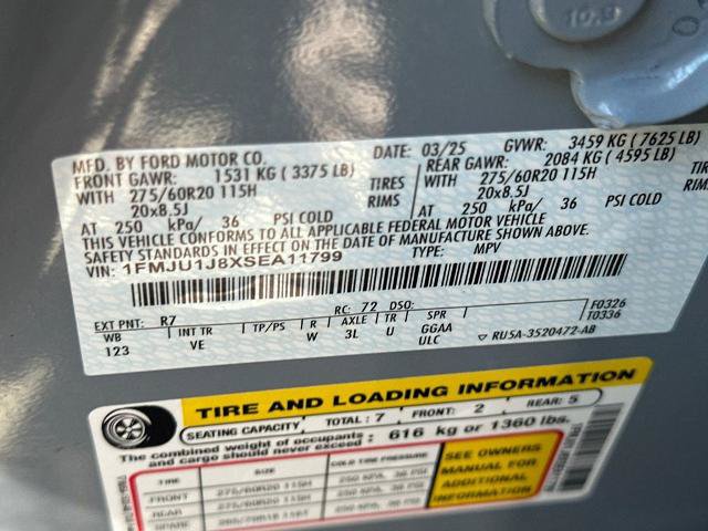 Certified 2025 Ford Expedition Active AWD/4WD image 27