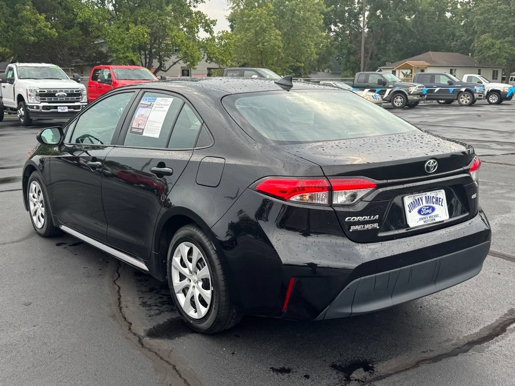 Used 2025 Toyota Corolla LE FWD image 24