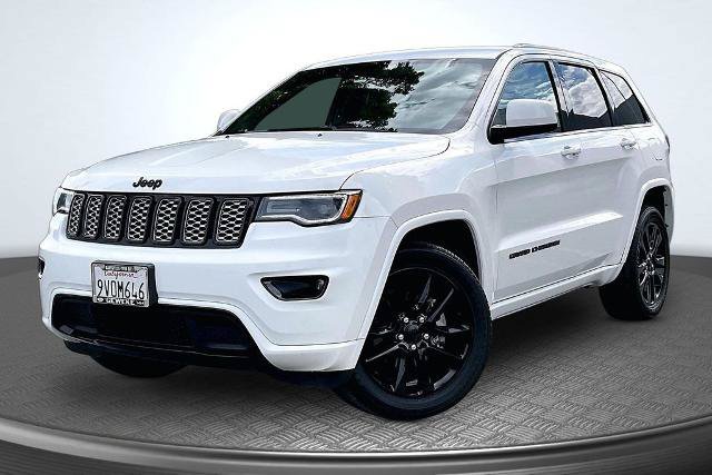 Used 2020 Jeep Grand Cherokee Altitude AWD/4WD image 1