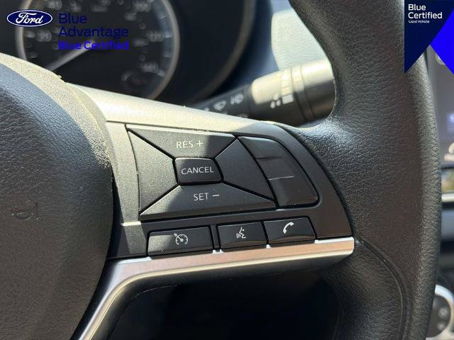 Used 2025 Nissan Versa SV FWD image 22