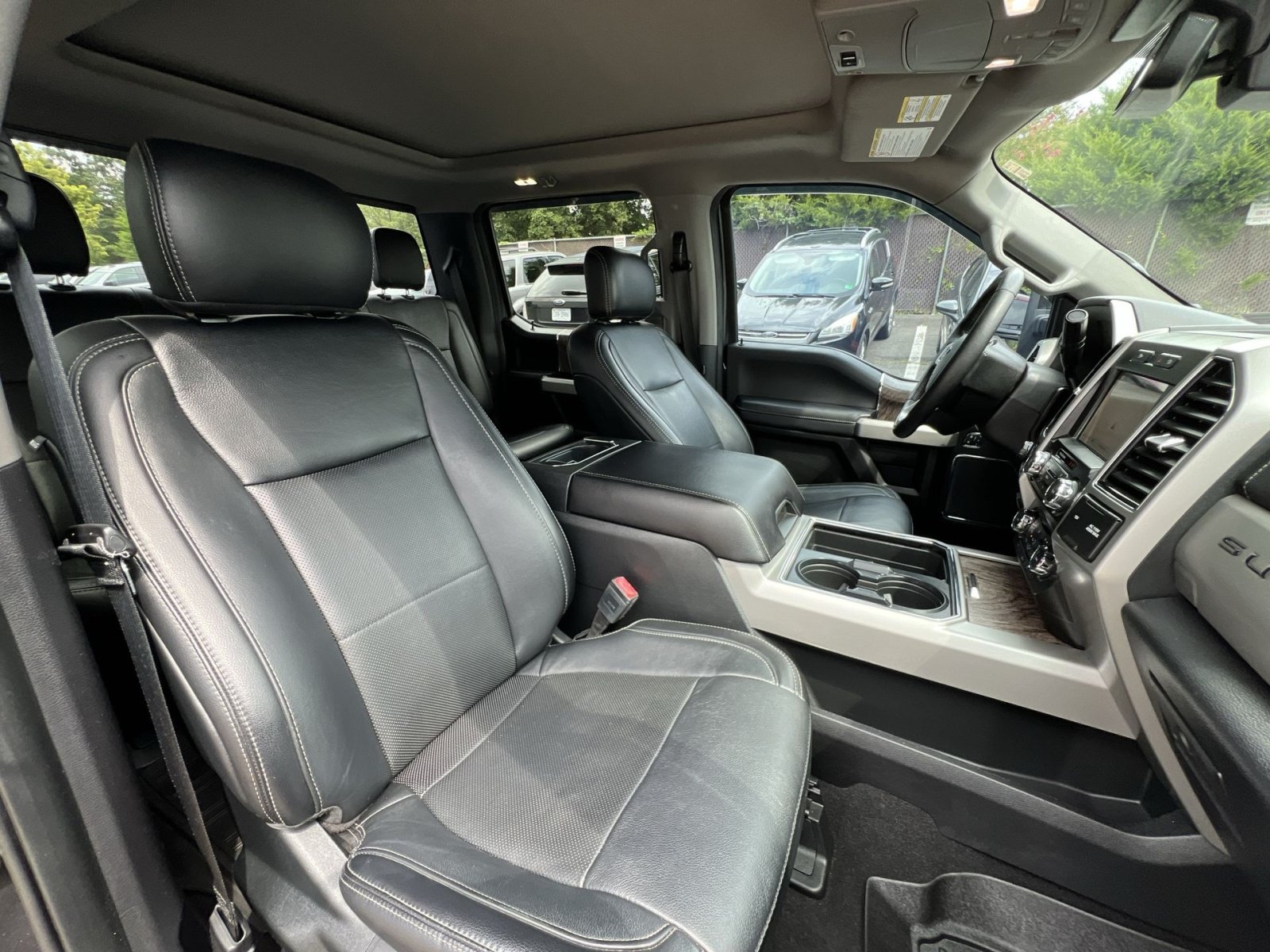 Certified 2019 Ford F250 Lariat w/ Lariat Ultimate Package AWD/4WD image 26