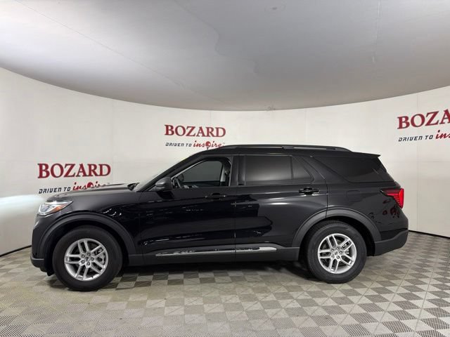 Certified 2025 Ford Explorer Active w/ Active Comfort Package RWD image 5
