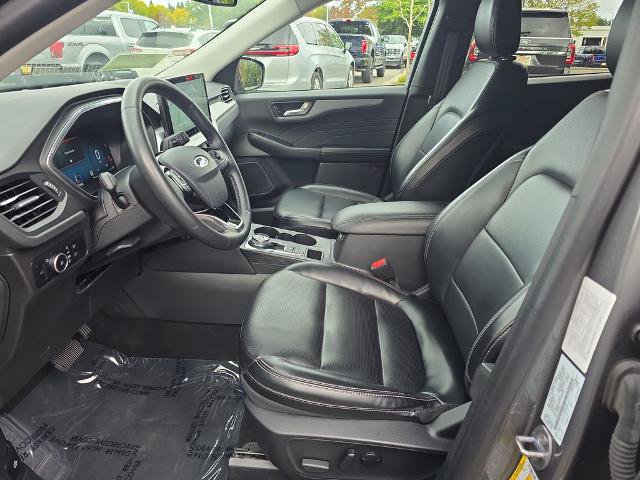 Certified 2024 Ford Escape Platinum AWD/4WD image 5