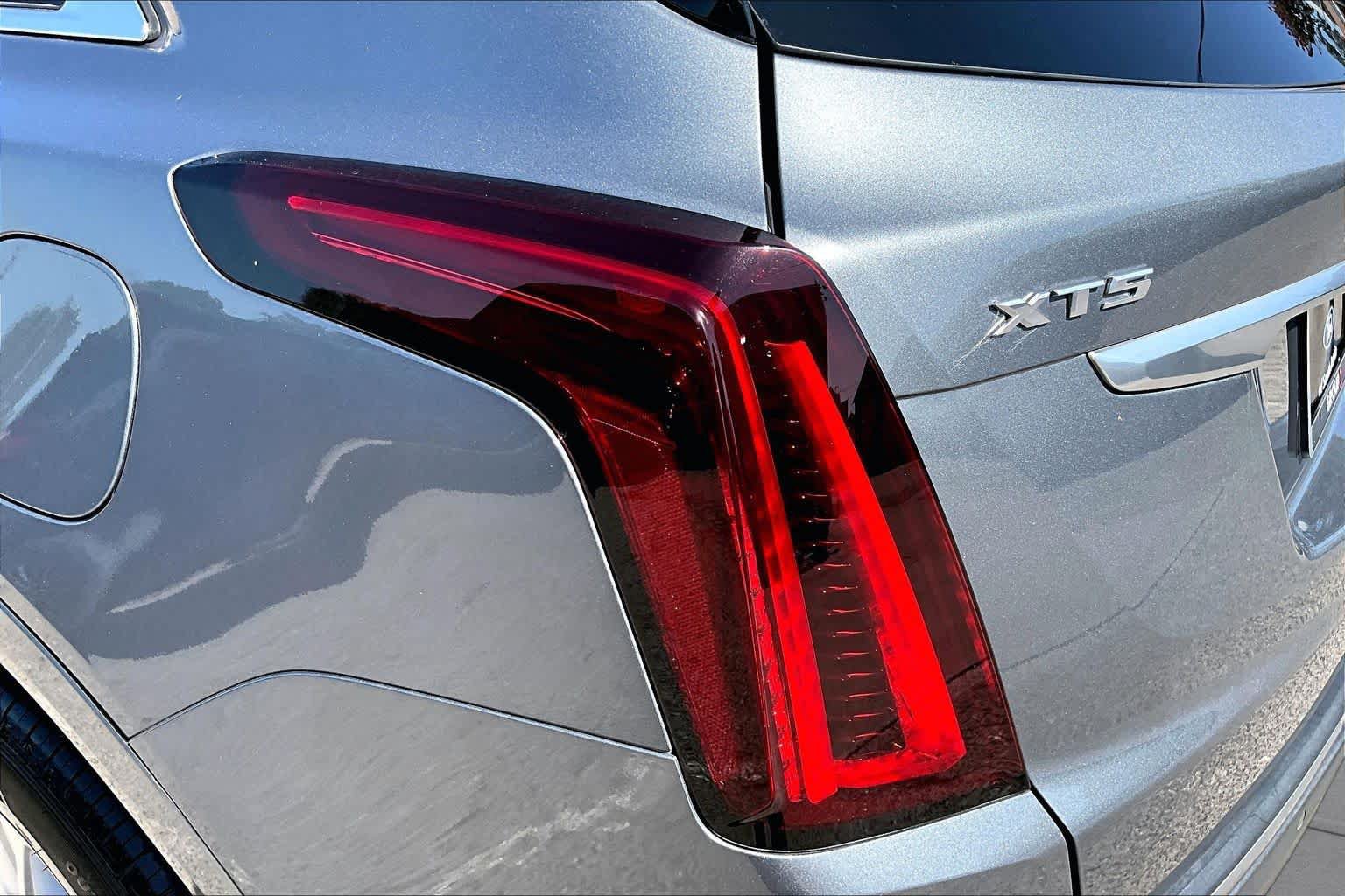 Used 2020 Cadillac XT5 Luxury FWD image 27