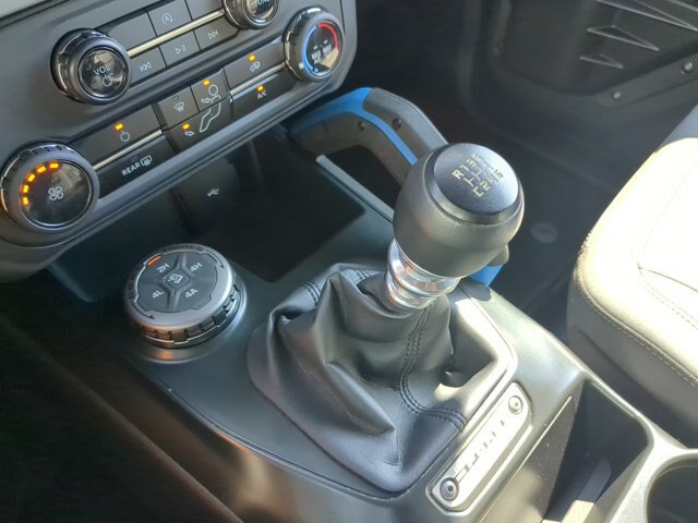 Certified 2024 Ford Bronco Black Diamond w/ Sasquatch Package AWD/4WD image 24