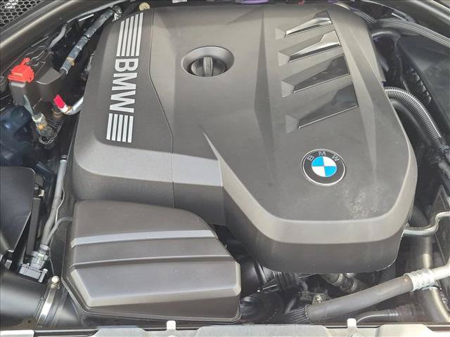 Used 2025 BMW 330i Sedan w/ Premium Package RWD image 24